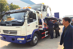 丰镇汽车道路救援拖车价格